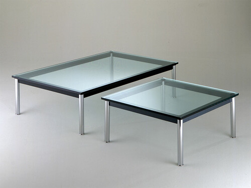 Cassina Tisch LC10-P quadratisch, H 33 x B 70 x T 70 cm | schwarz / Glas